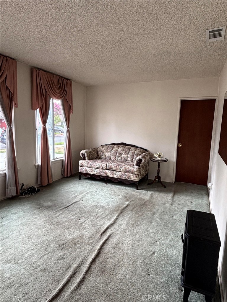 10523 Stonybrook Property Photo 6