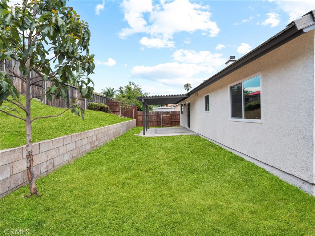 2402 W Sunrise Drive Property Photo 17