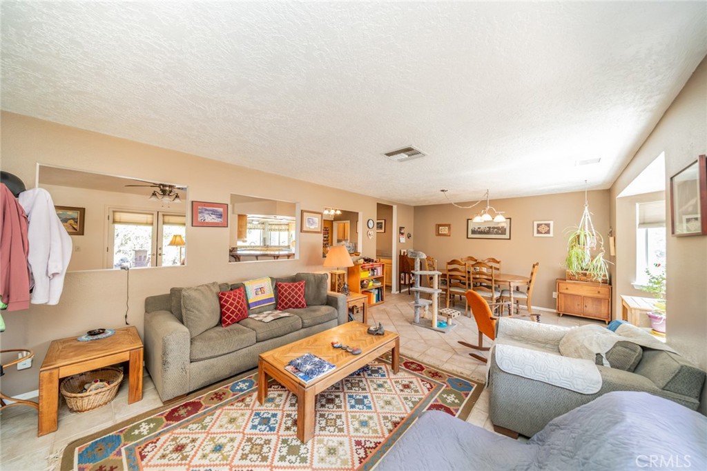 8838 Lilac Road Property Photo 18