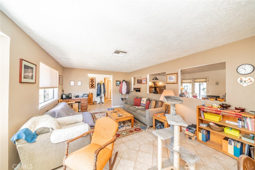8838 Lilac Road Property Photo 19