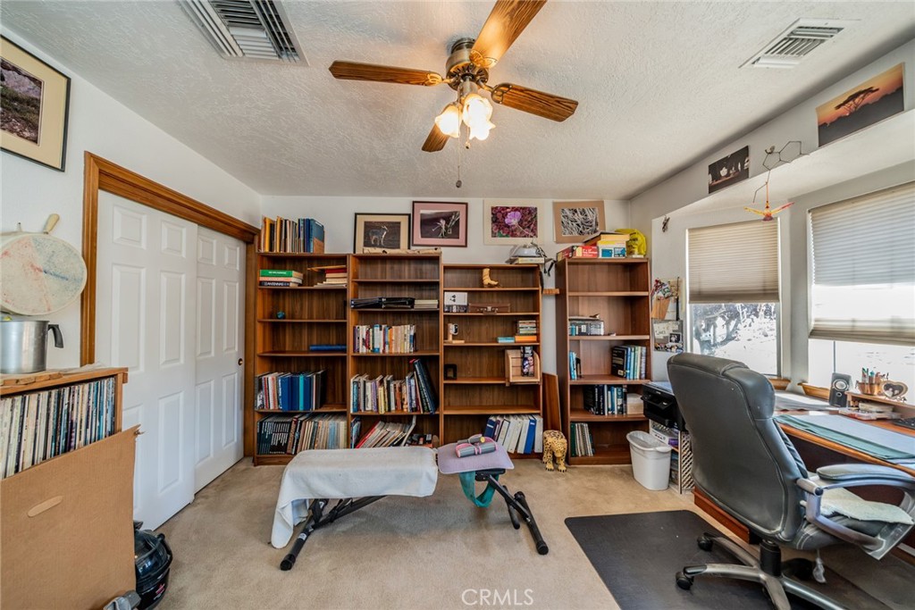 8838 Lilac Road Property Photo 30