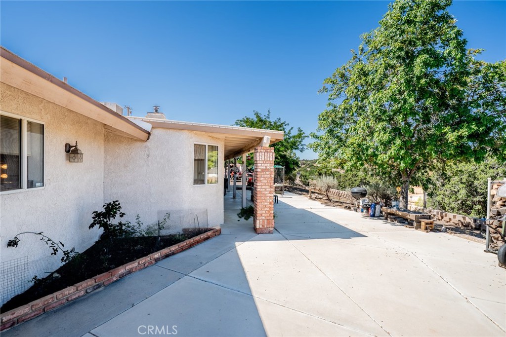 8838 Lilac Road Property Photo 35