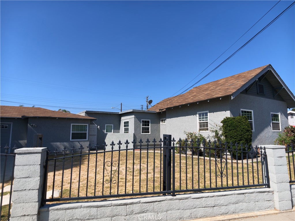 9358 Claymore Property Photo 3