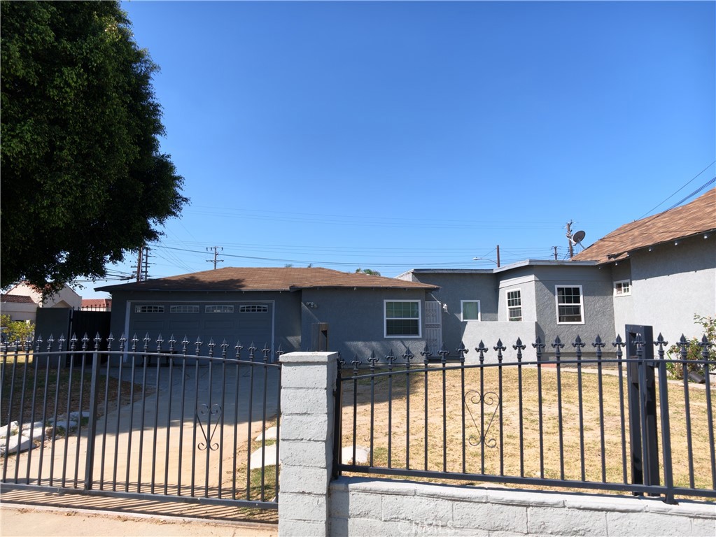 9358 Claymore Property Photo 4