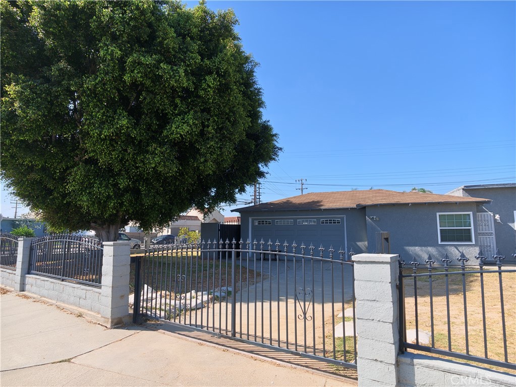 9358 Claymore Property Photo 5