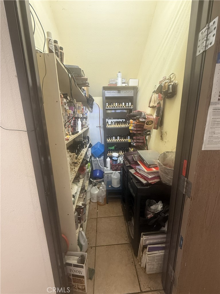 4182 Tweedy Property Photo 6