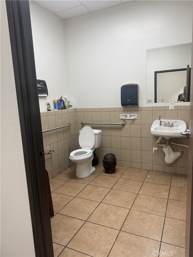 4182 Tweedy Property Photo 9
