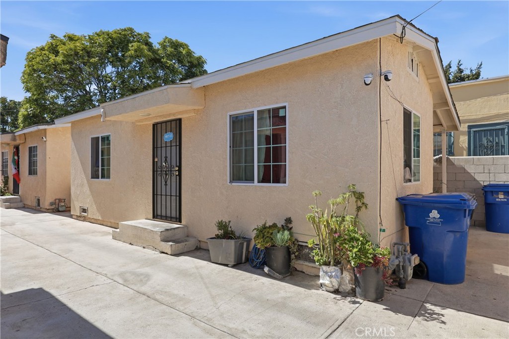 5017 S San Pedro Property Photo 10