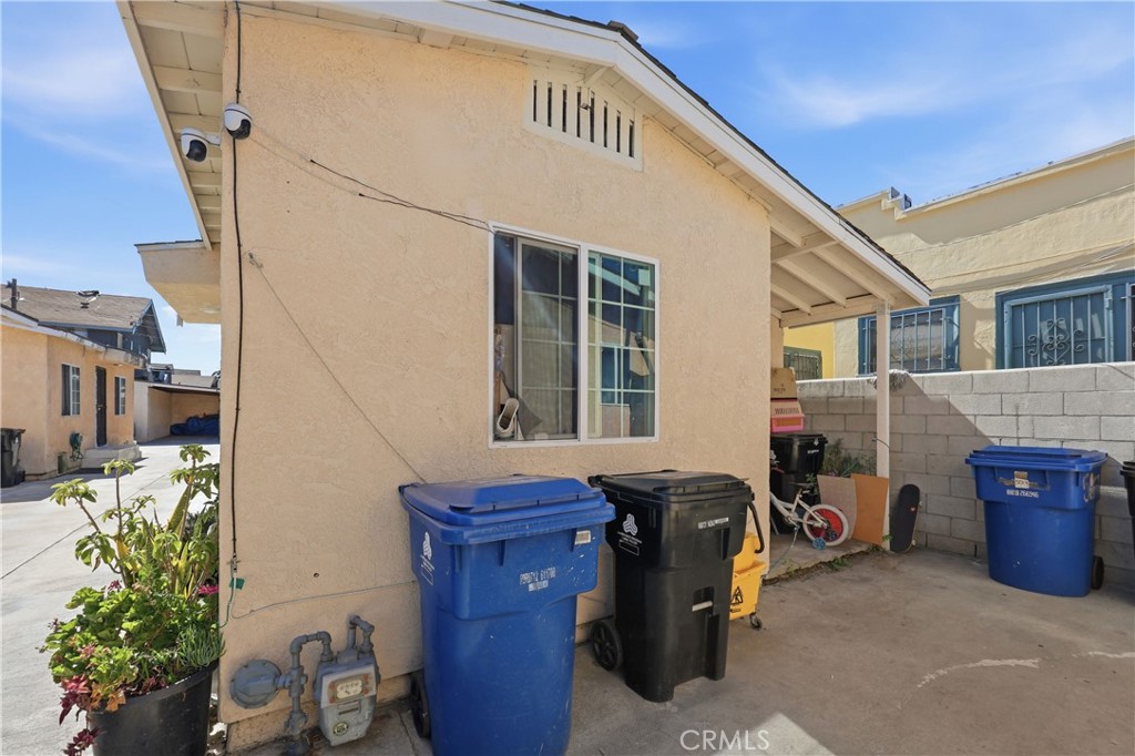 5017 S San Pedro Property Photo 12