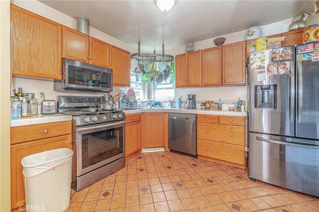 4624 W 116th Street Property Photo 11