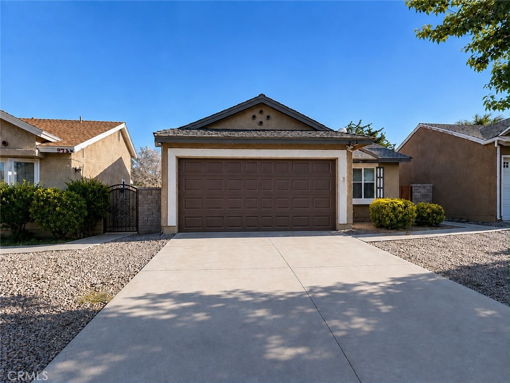 2870 Nandina Drive Property Photo 1