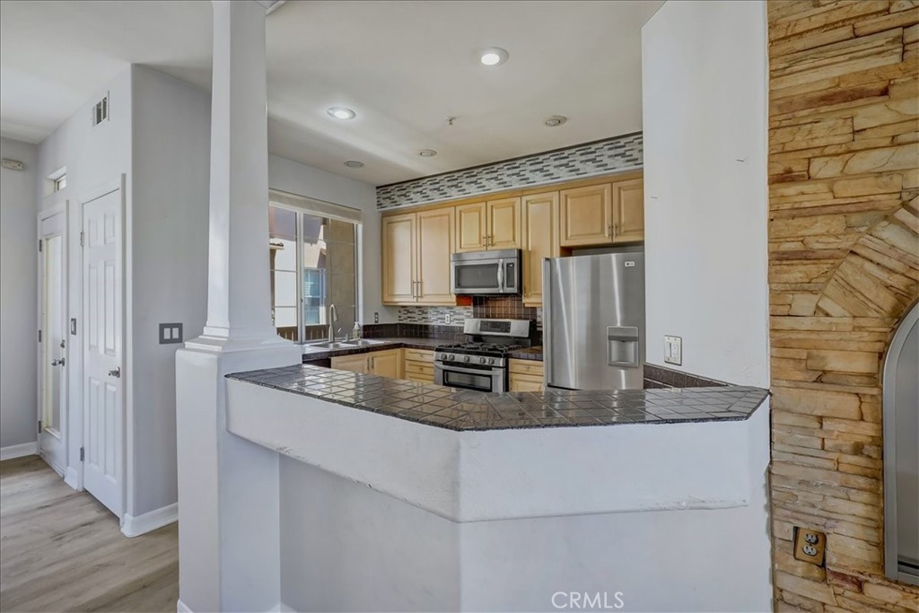 315 W Summerfield Circle Property Photo 18
