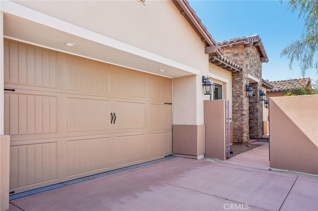 46297 Bradshaw Trail Property Photo 5