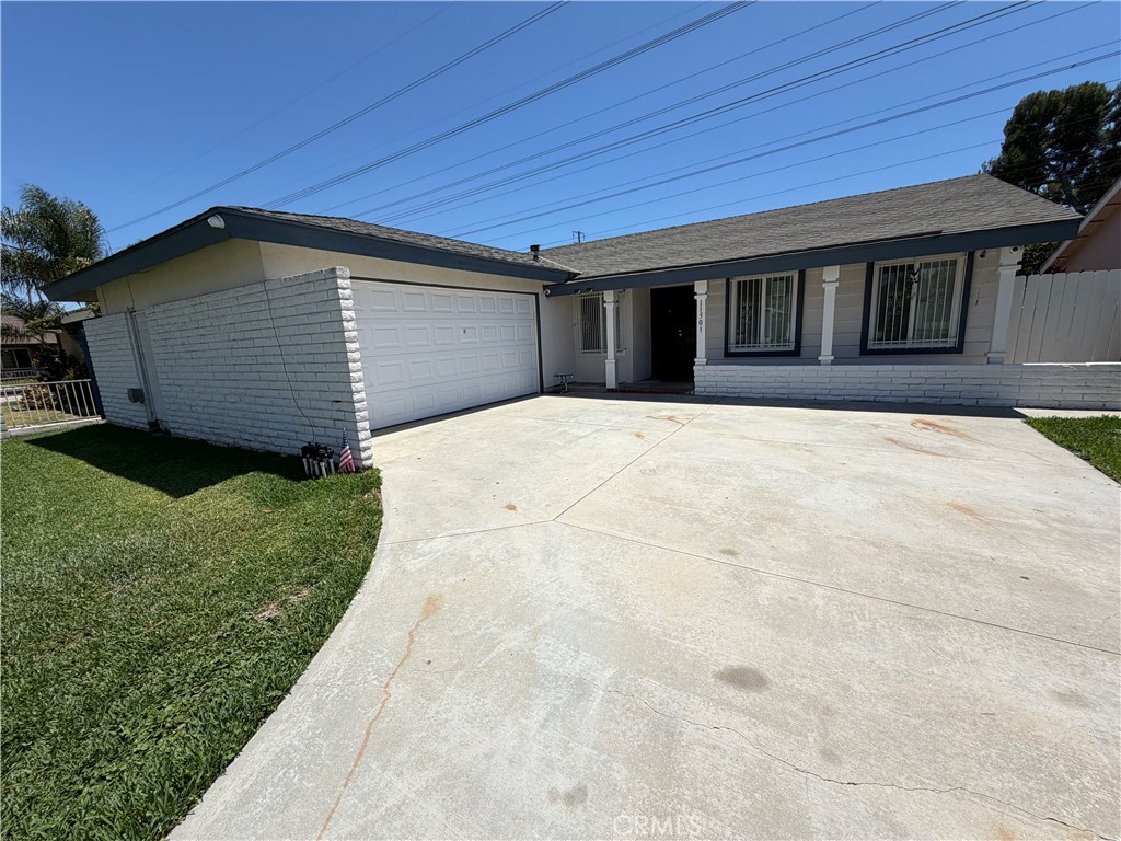11510 Bertha Property Photo 3