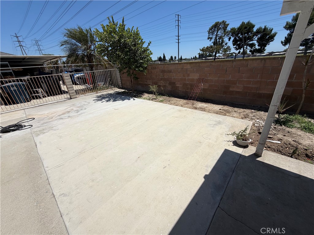 11510 Bertha Property Photo 4