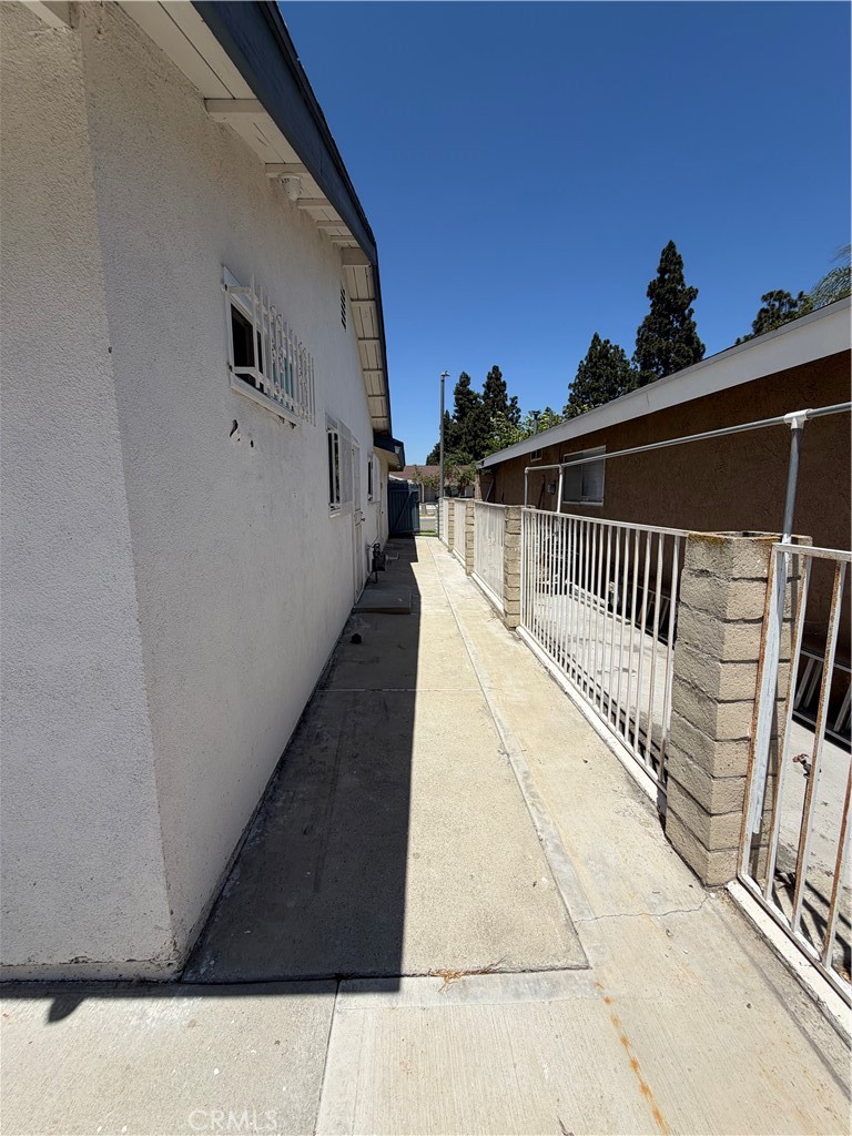 11510 Bertha Property Photo 5