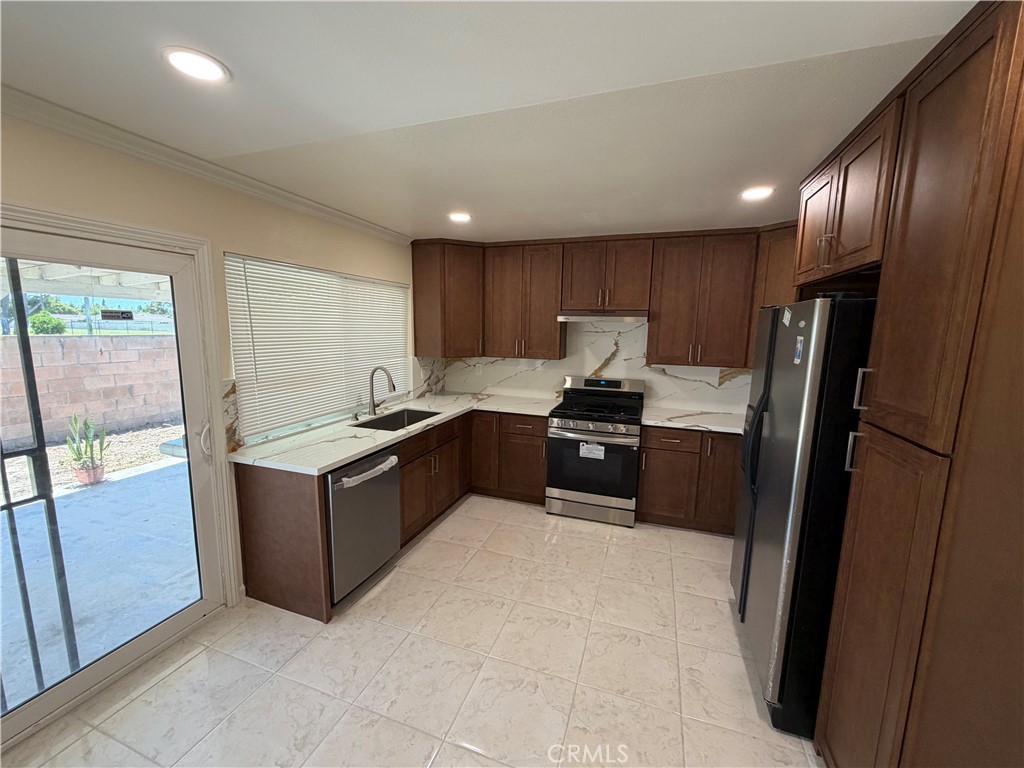 11510 Bertha Property Photo 33