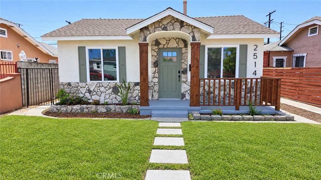 2514 Exposition Place Property Photo 1
