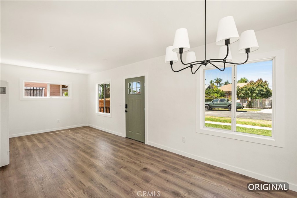2514 Exposition Place Property Photo 8