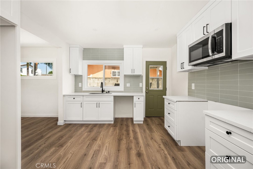 2514 Exposition Place Property Photo 12