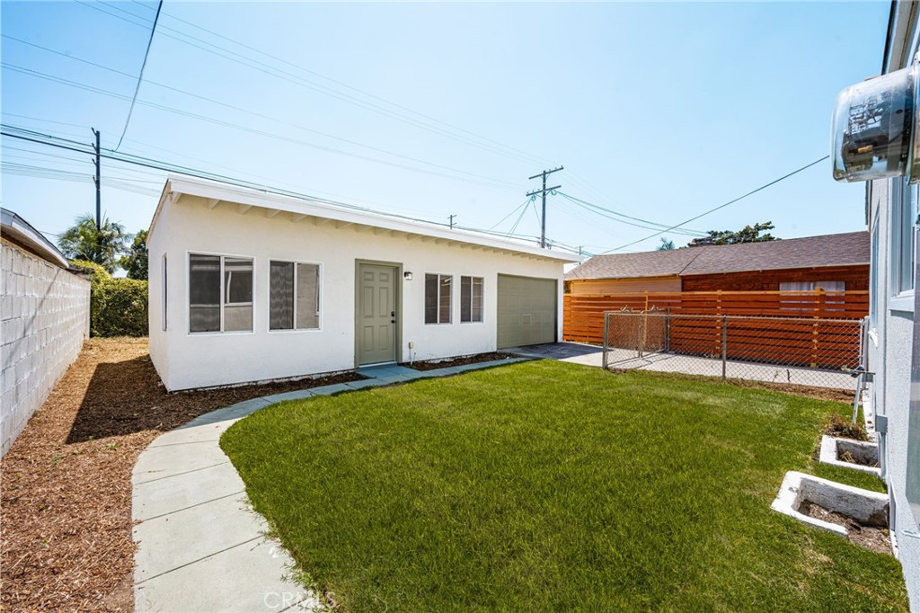 2514 Exposition Place Property Photo 26