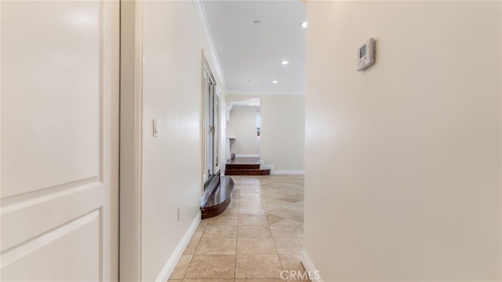9136 Mel Dar Property Photo 9