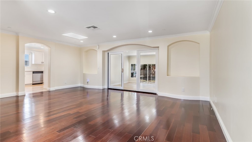 9136 Mel Dar Property Photo 10