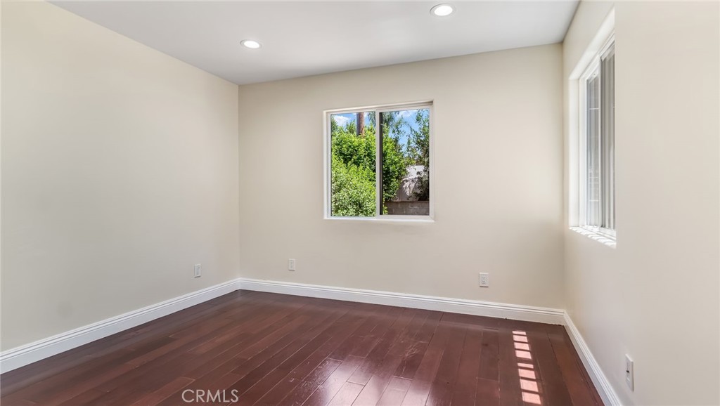 9136 Mel Dar Property Photo 16