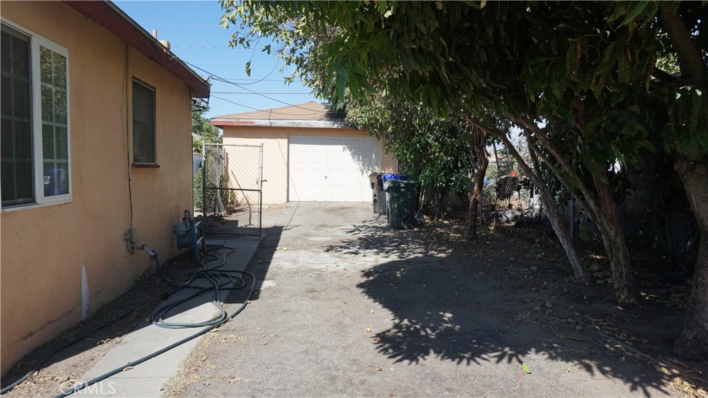 14916 Orchid Property Photo 6