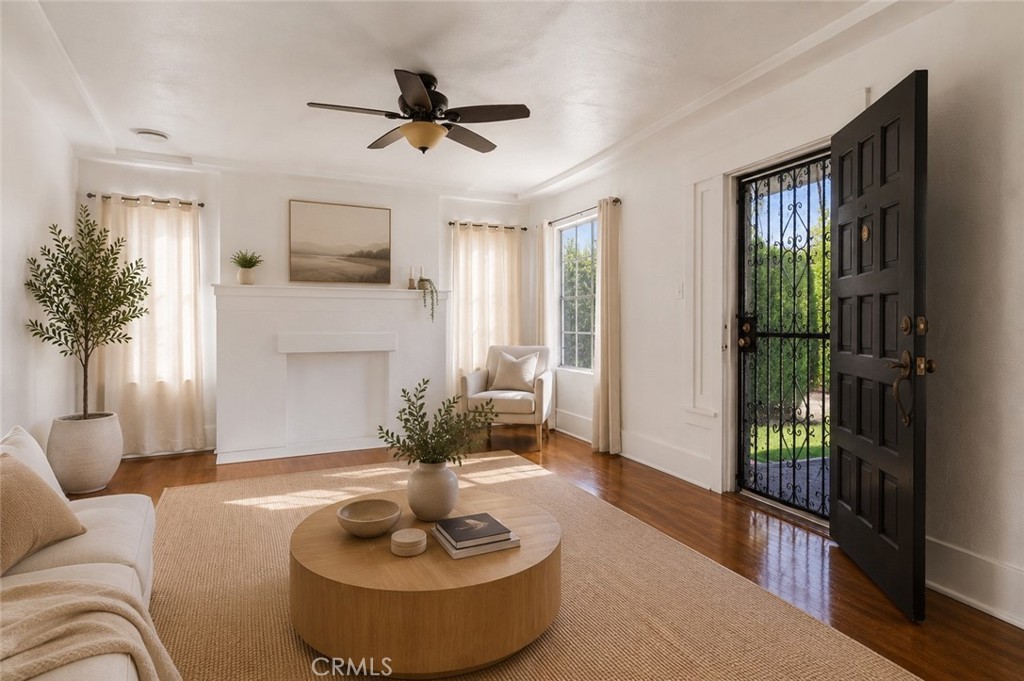 2828 Hill Property Photo 6