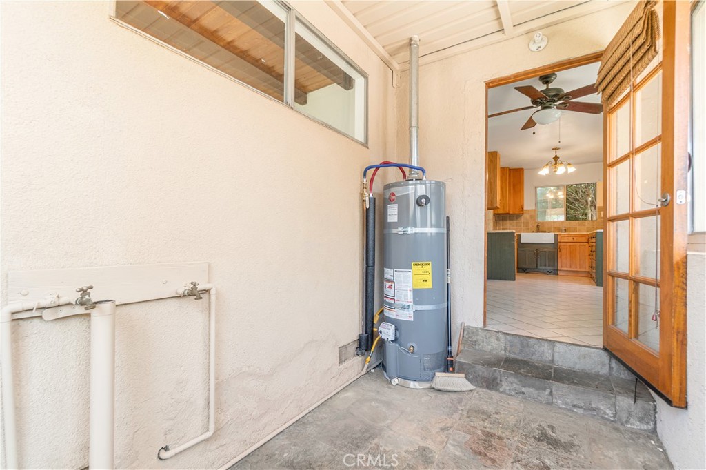 2828 Hill Property Photo 23