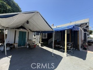 336 W 45th Street Property Photo 6