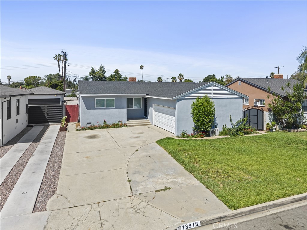13918 Anola Property Photo 1