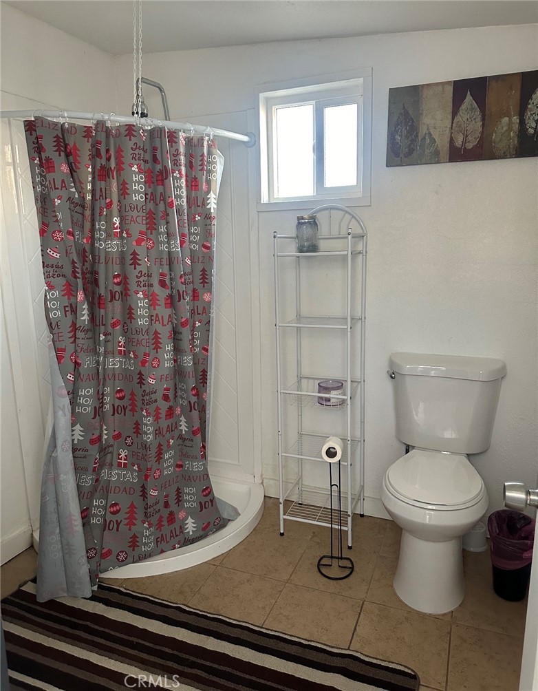1028 E Avenue P5 Property Photo 11