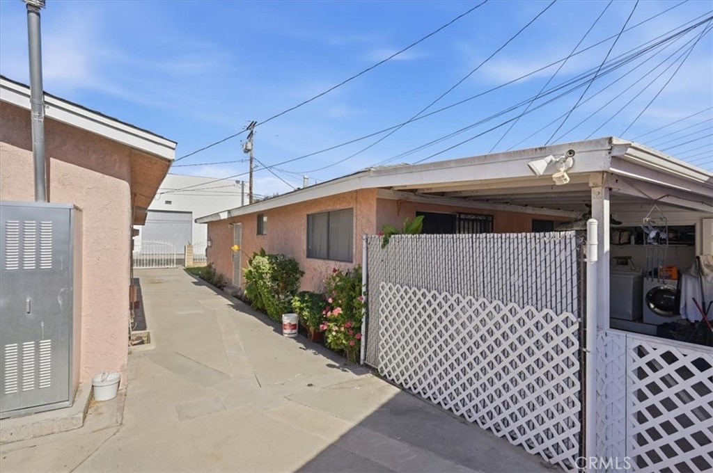 14127 Colorado Ave Property Photo 5