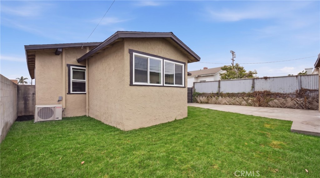 1724 W 43rd Street Property Photo 45
