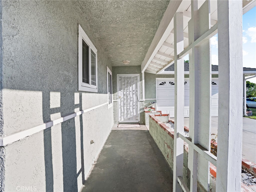 19102 Enslow Property Photo 3