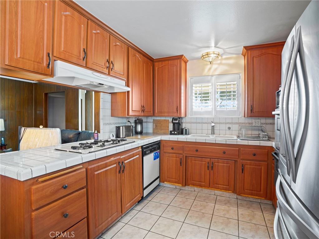 19102 Enslow Property Photo 4