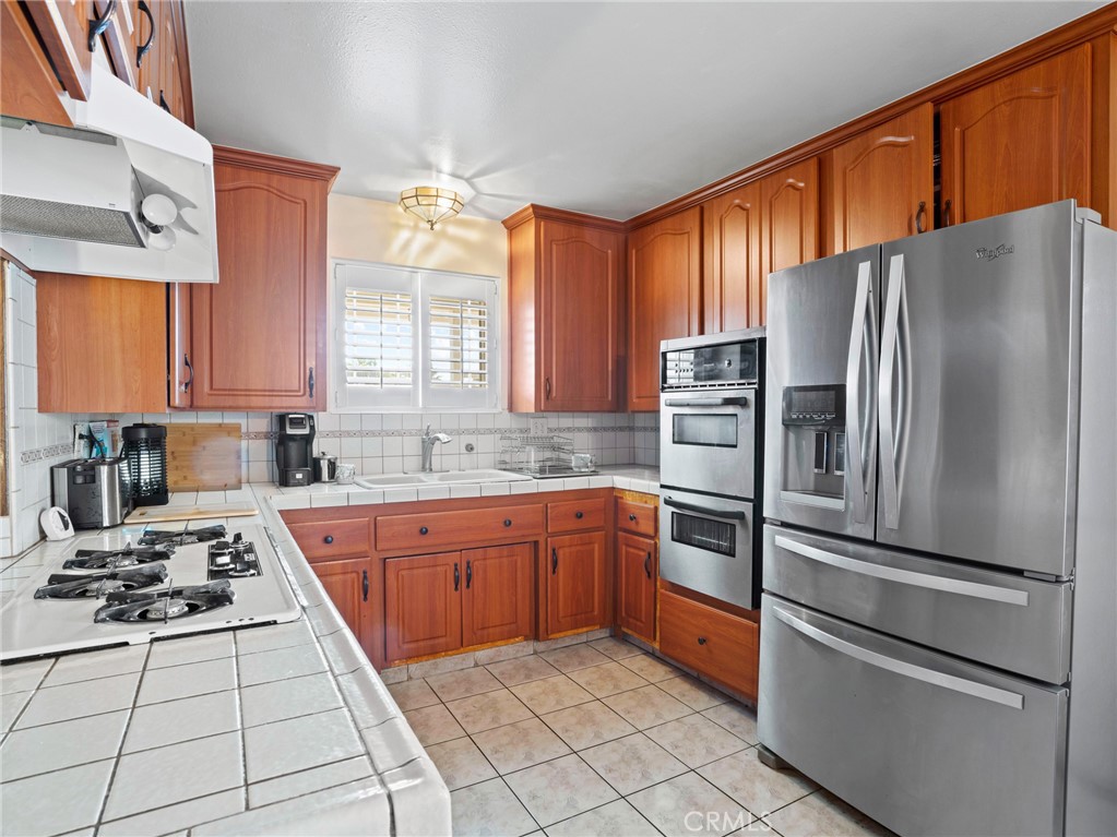 19102 Enslow Property Photo 5