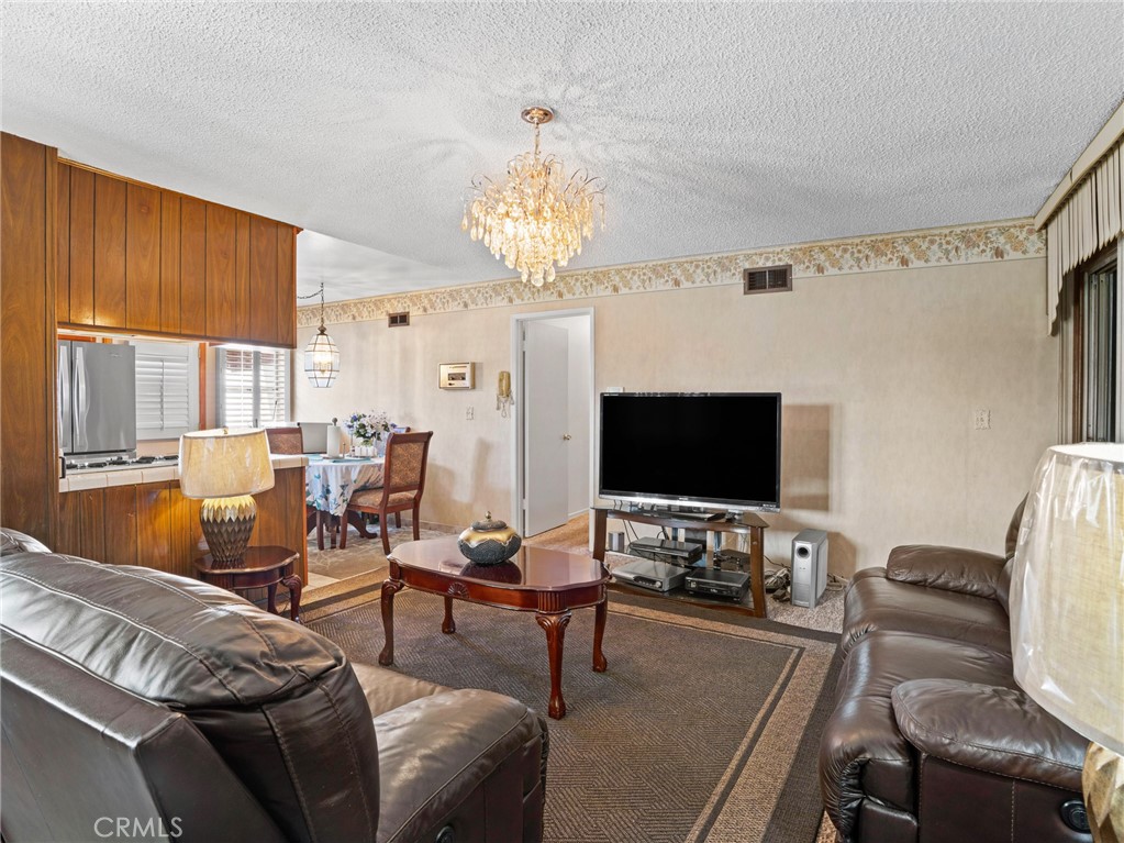 19102 Enslow Property Photo 7