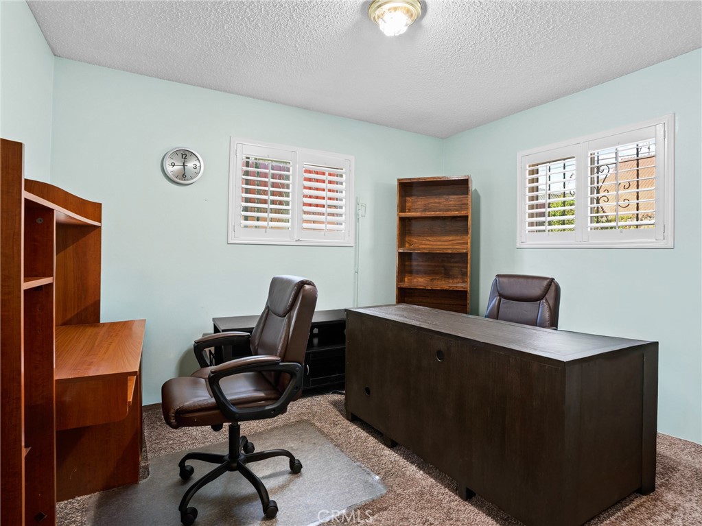 19102 Enslow Property Photo 14