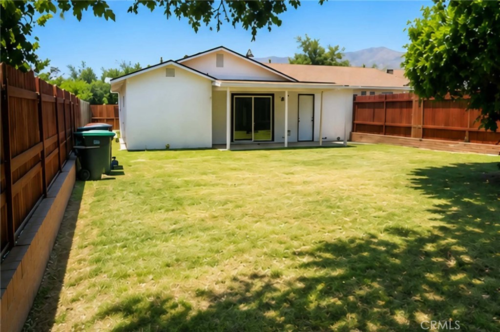 492 E Evans Street Property Photo 2