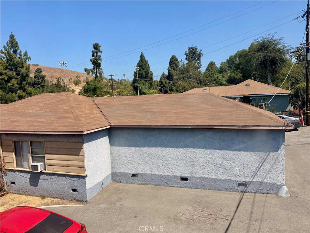 2472 N Eastern Property Photo 5