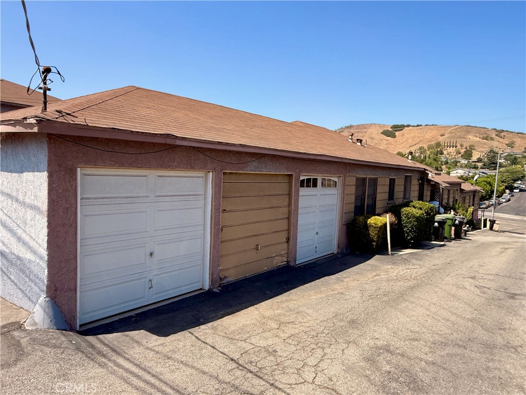 2472 N Eastern Property Photo 9