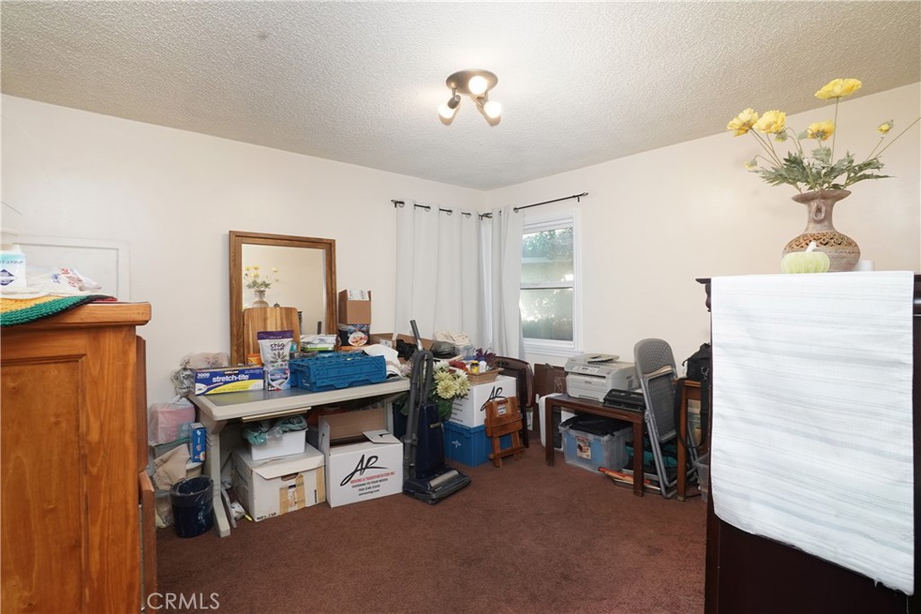 9802 Rives Avenue Property Photo 19