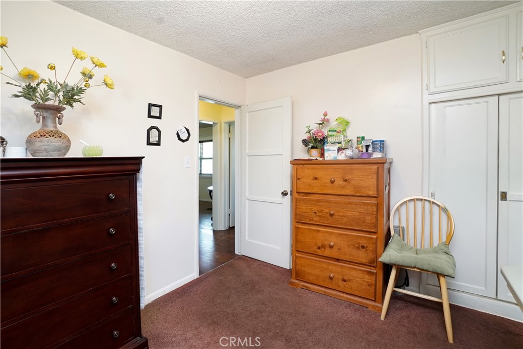 9802 Rives Avenue Property Photo 20