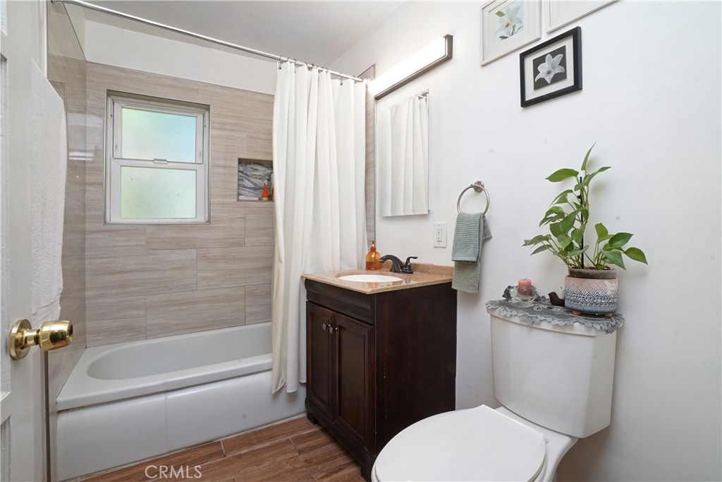 9802 Rives Avenue Property Photo 21