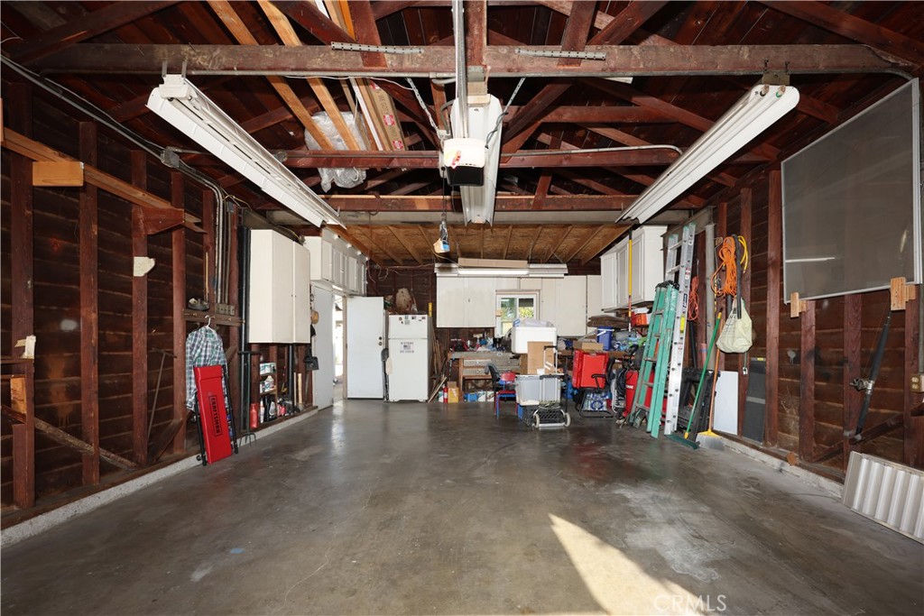 9802 Rives Avenue Property Photo 27