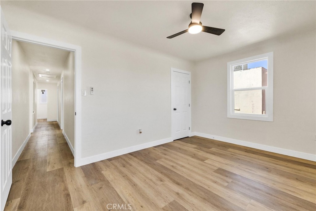 124 W Fredricks Property Photo 21