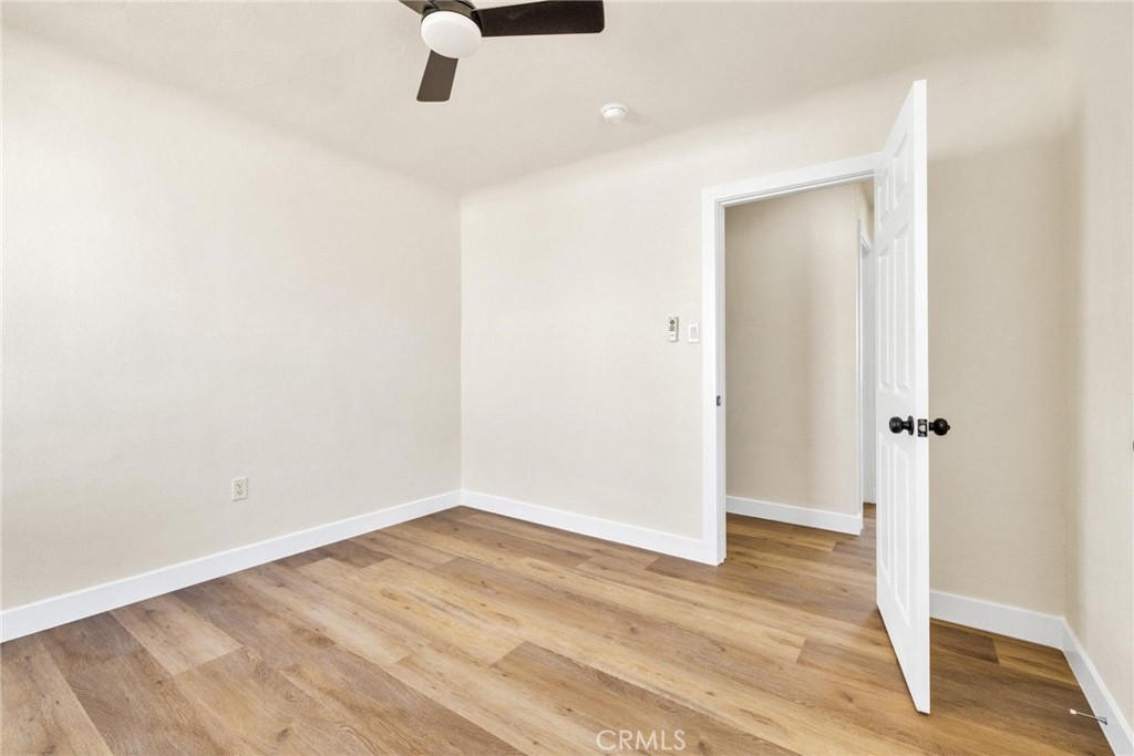 124 W Fredricks Property Photo 30